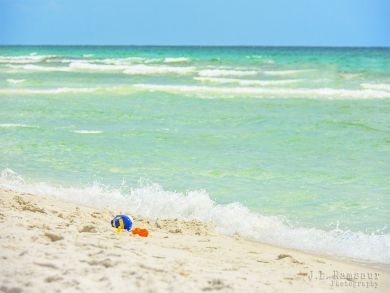 Navarre Beach Vacation Rental Condo Three Bedrooms Sleeps 6